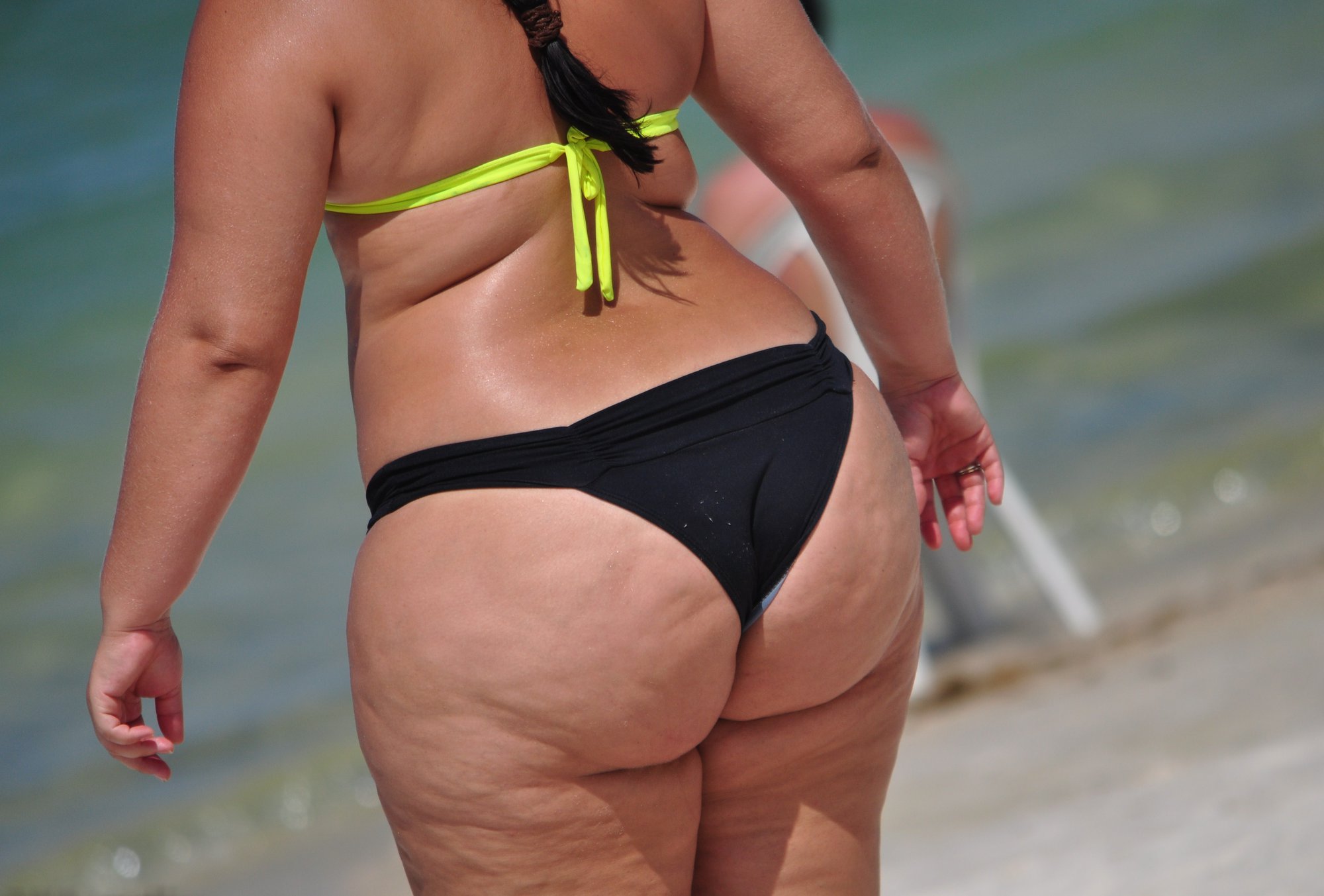 Big Ass Tiny Bikini Scrolller