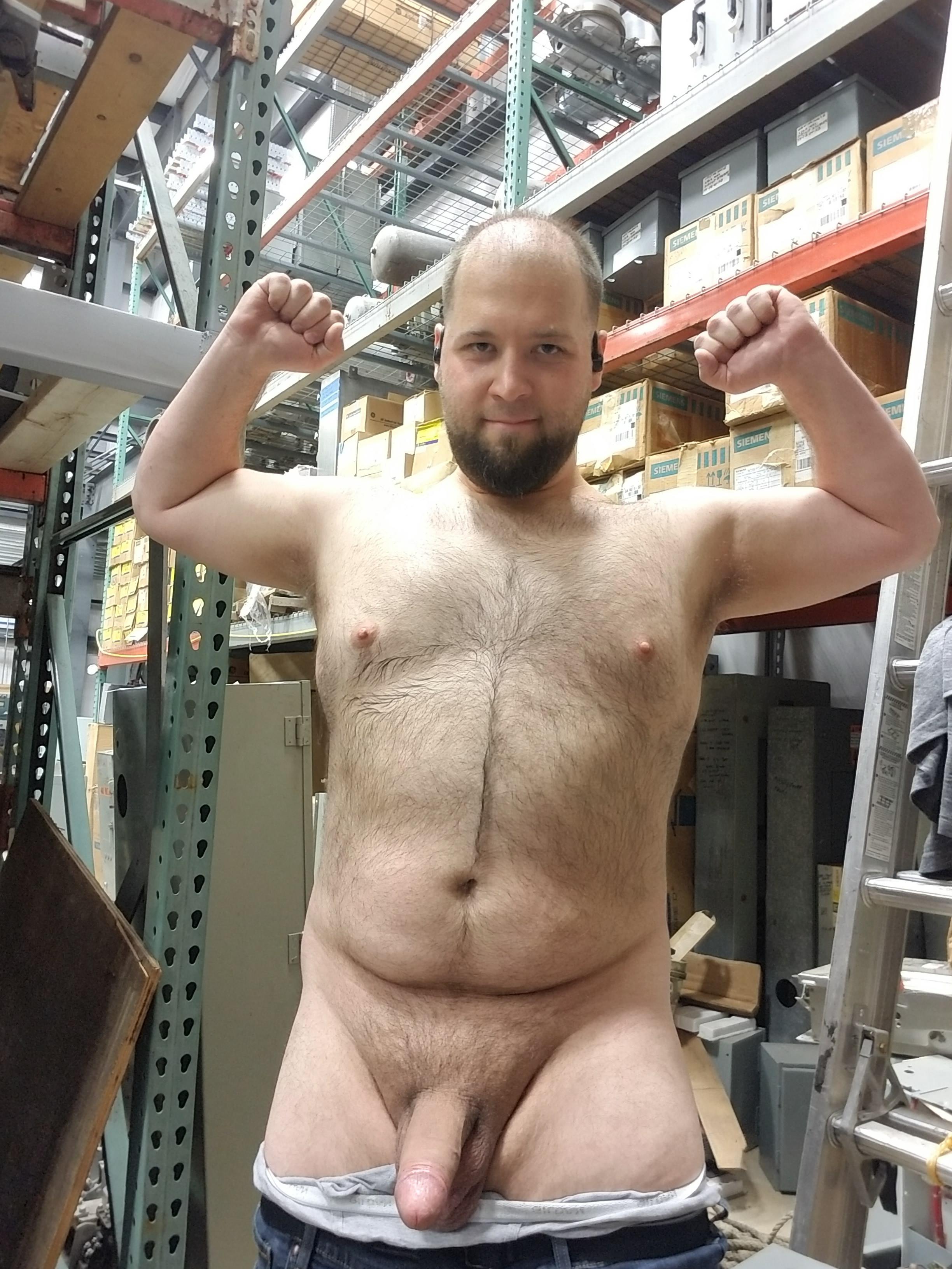 First Time Showing My Face Naked At Work Scrolller