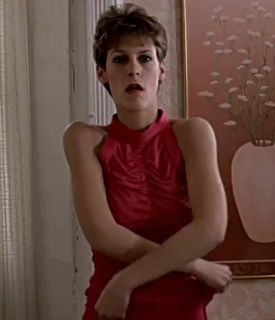 Jaime Lee Curtis Shows Off Her Tits In Trading Places Scrolller