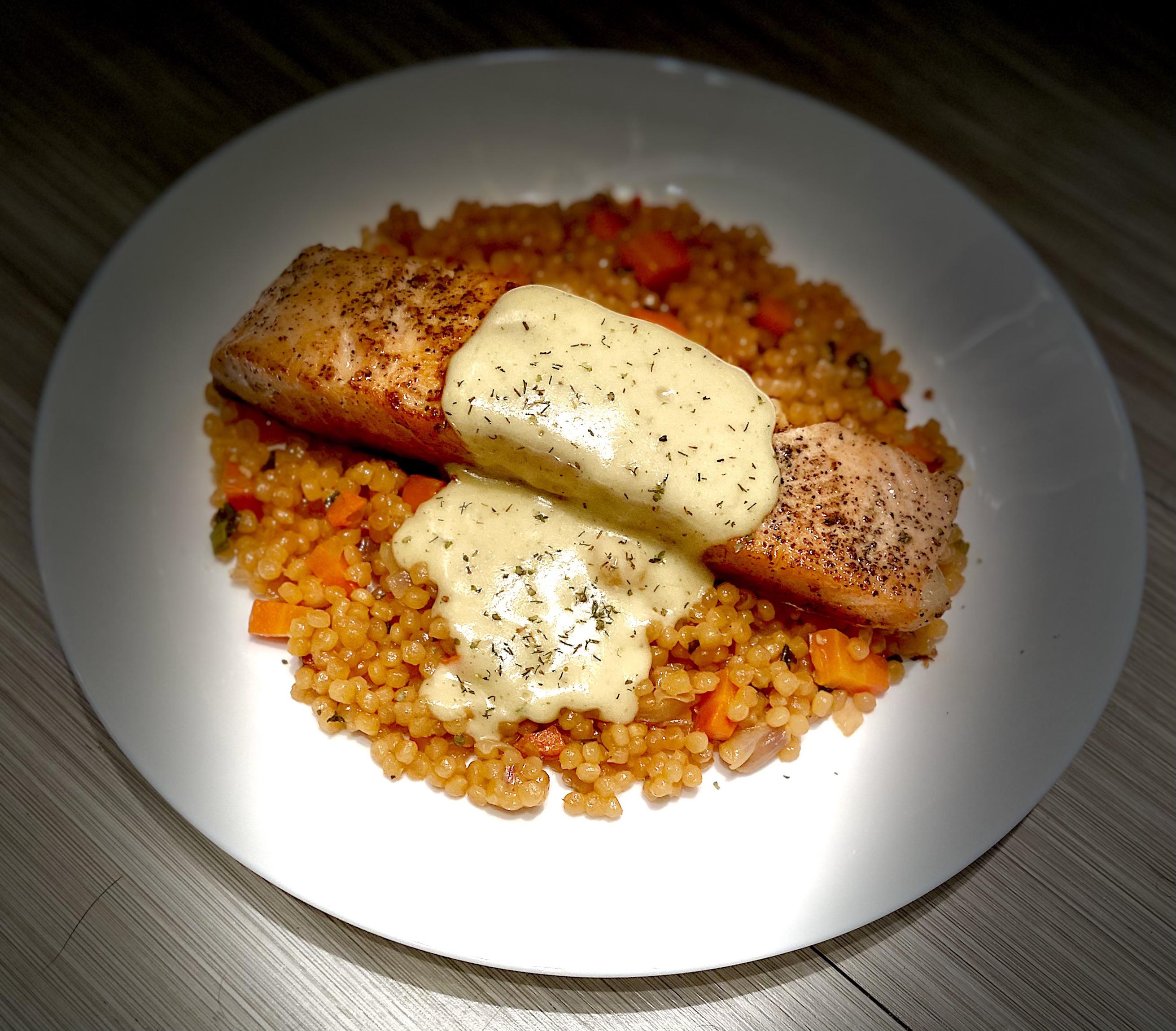 Pan Seared Salmon With Homemade B Arnaise Sauce Served Over Tomato