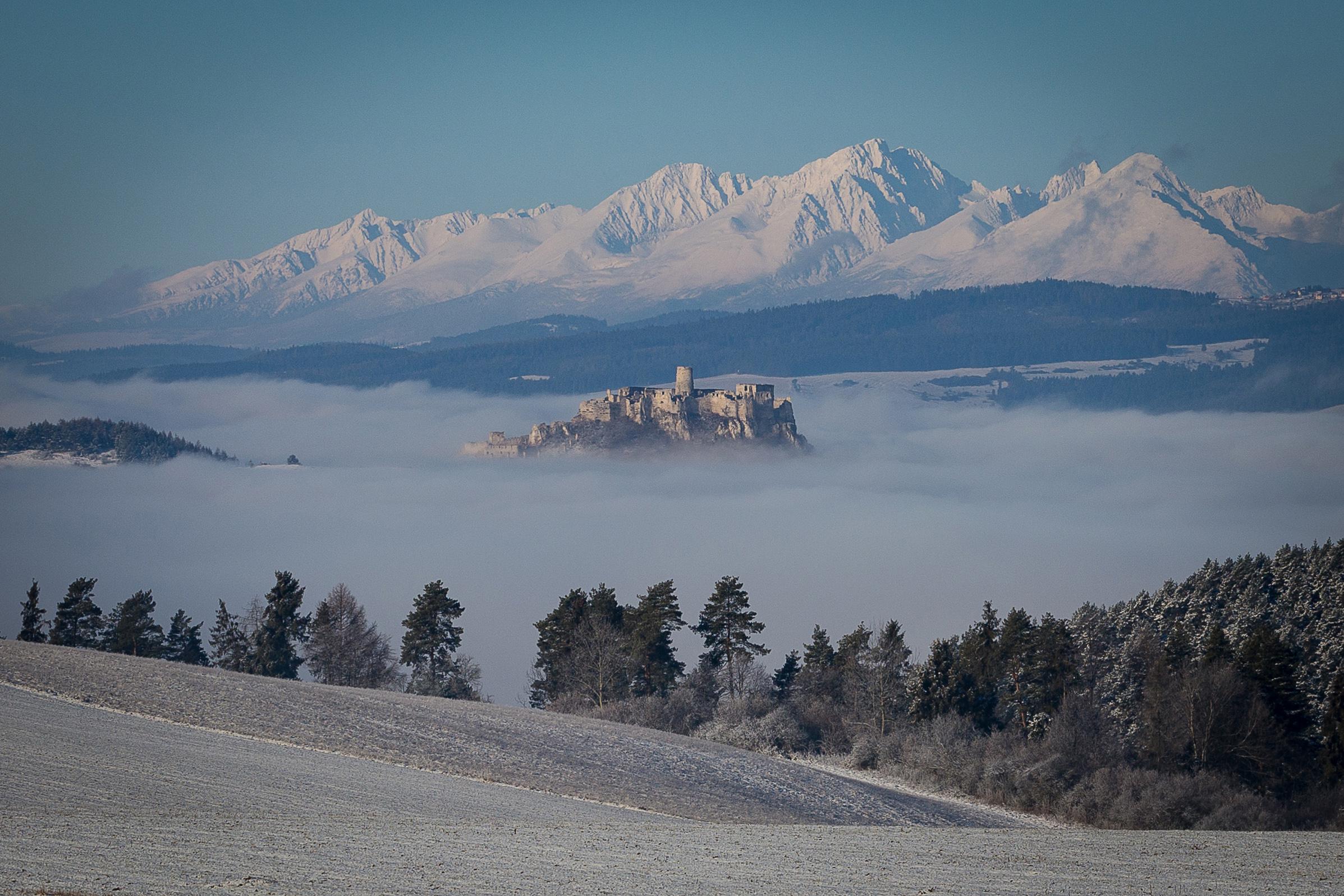 Spi Sk Hrad Slovakia Scrolller