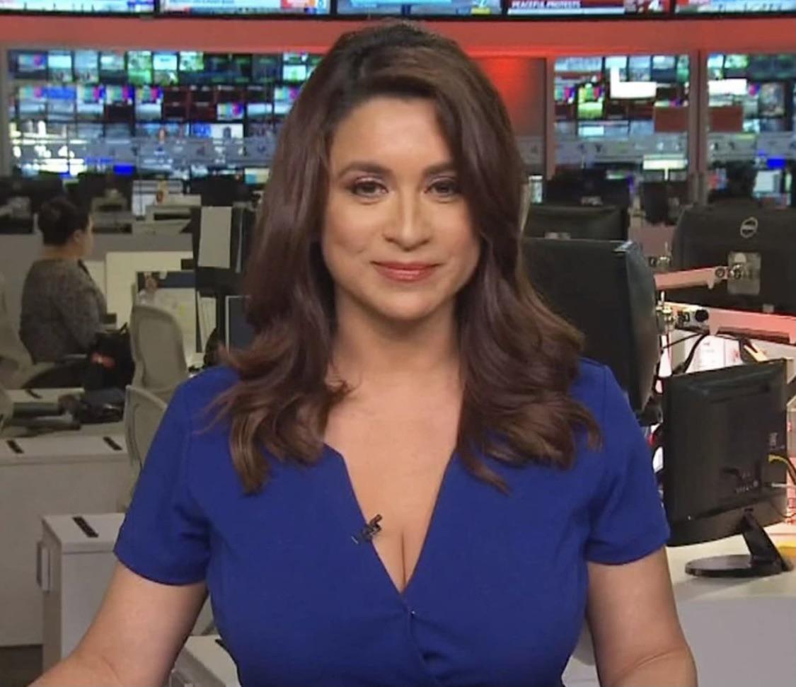 This News Babe Has Incredible Tits Scrolller