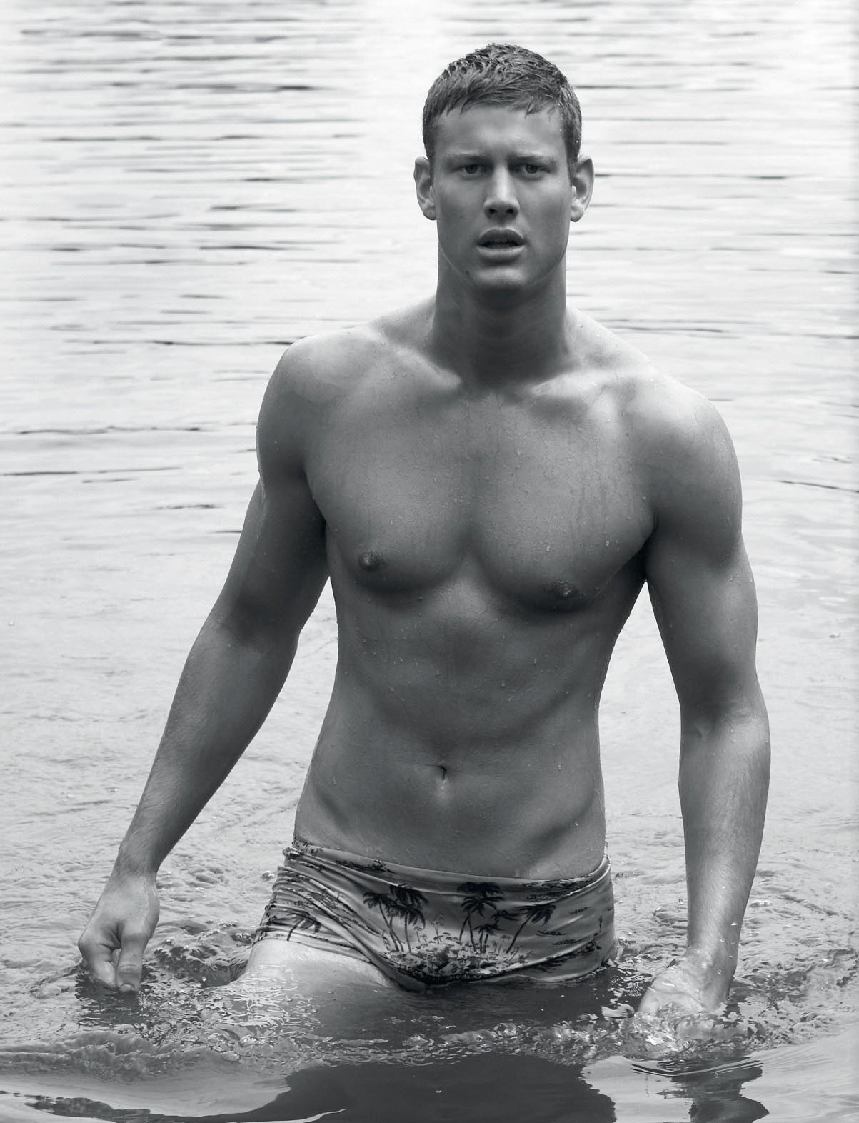 Tom Hopper Scrolller