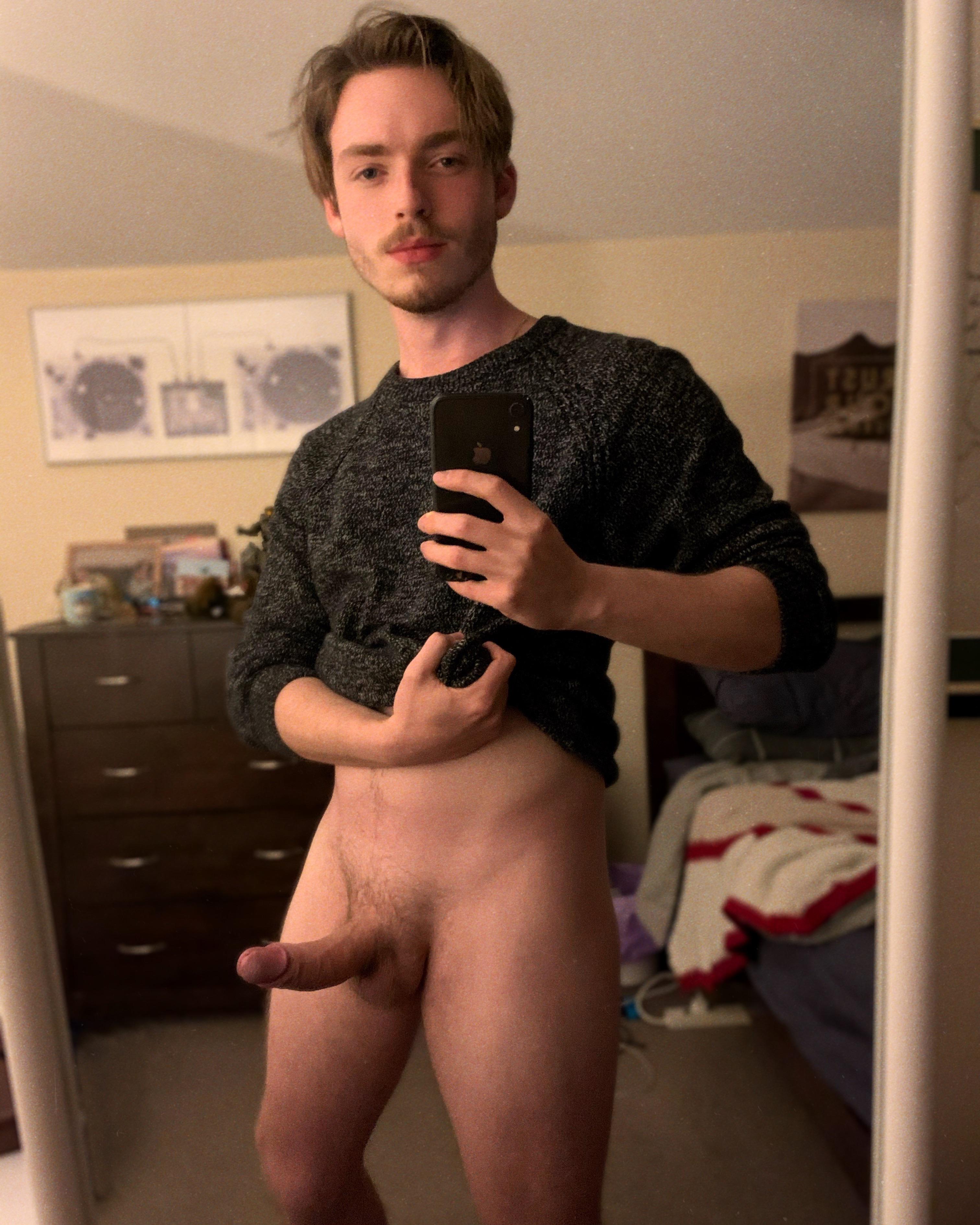 Want To Fuck In Front Of My Mirror Scrolller