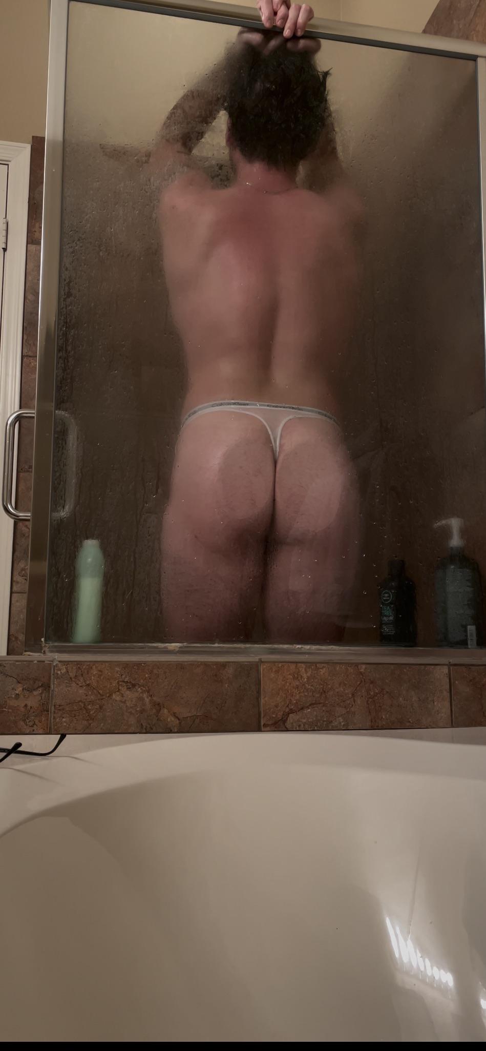 Do You Think My Ass Looks Better Wet Or Dry Scrolller