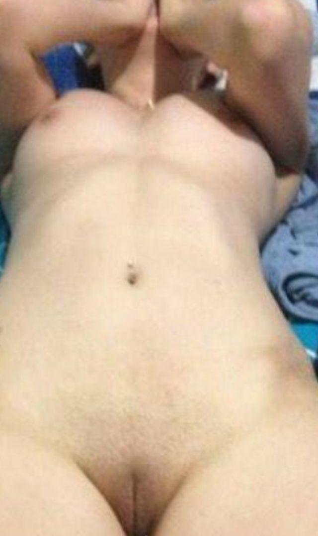 Any Bbc Want To Fuck My Wifes Tight Pussy Scrolller