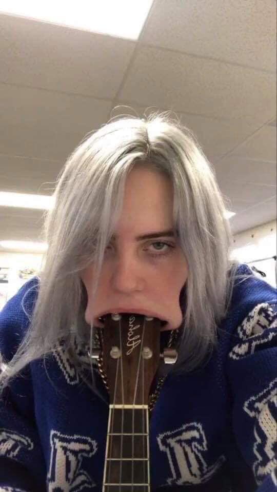 Billie Eilish Scrolller