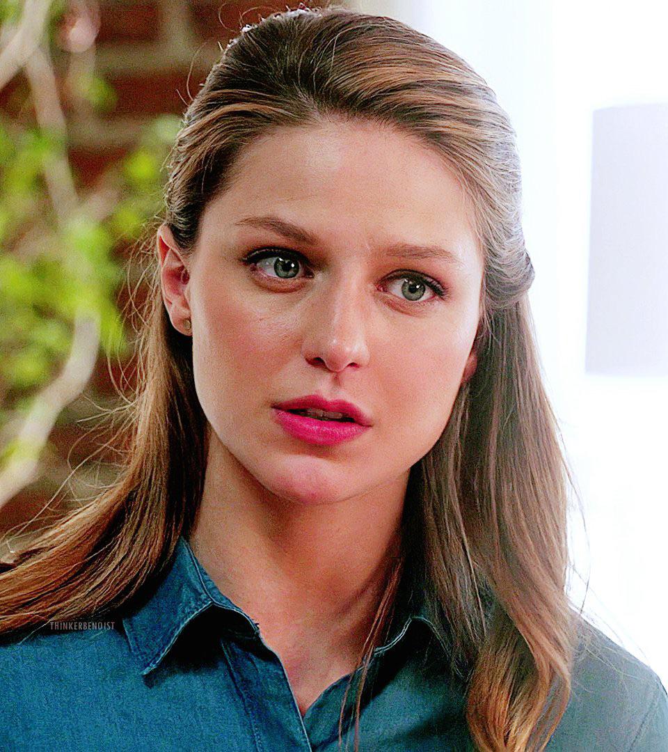 I Love Melissa Benoist Perfect Pink Lips And The Way They Can Paint A