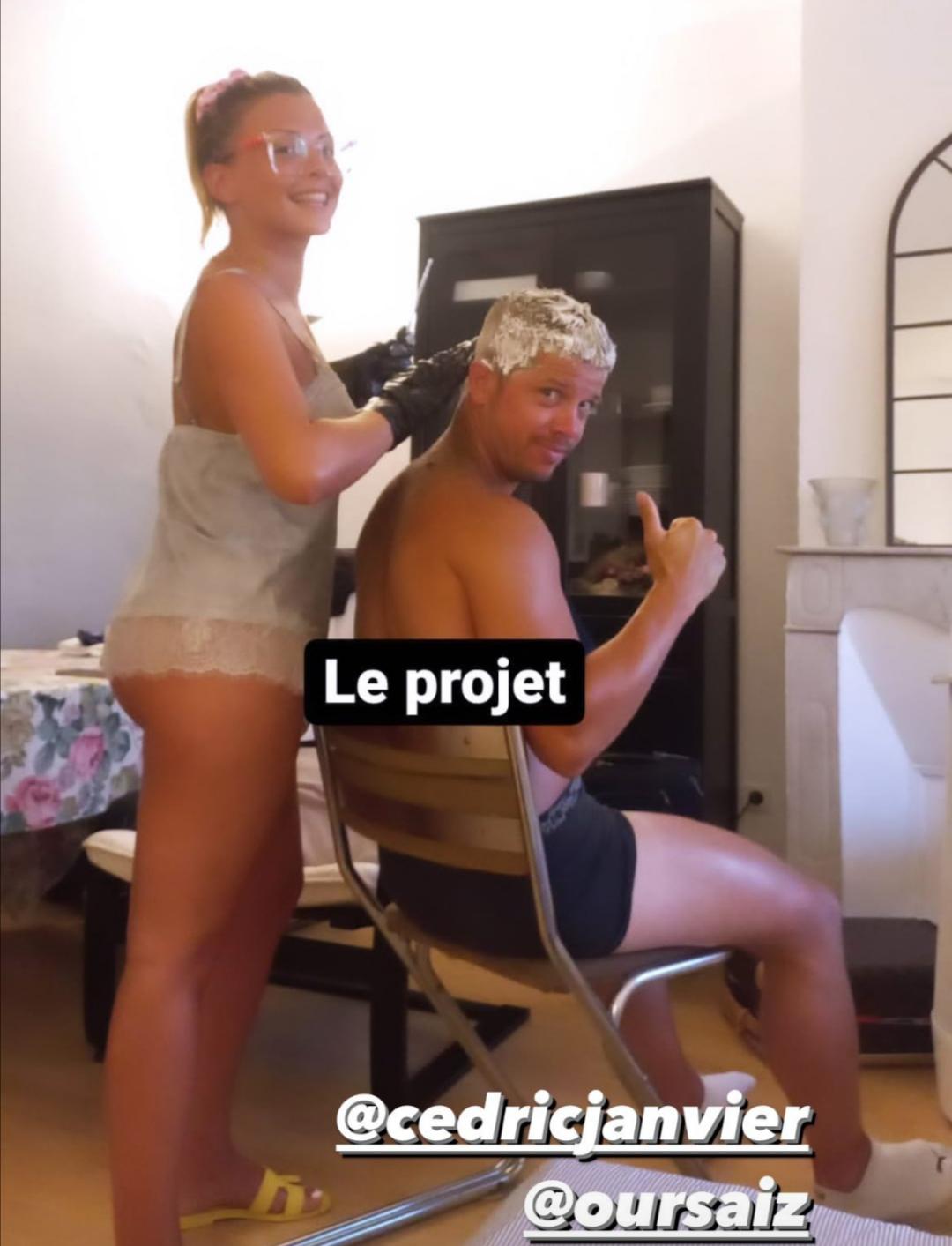 Kelly Vedovelli Avec Son Gros Cul Scrolller