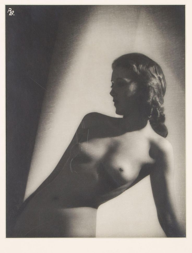 Nude Study Photographed By Emery P Revesz Biro C S Scrolller