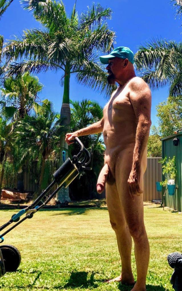 Perfect Day To Be Naked Outside And Mow The Lawn M Scrolller