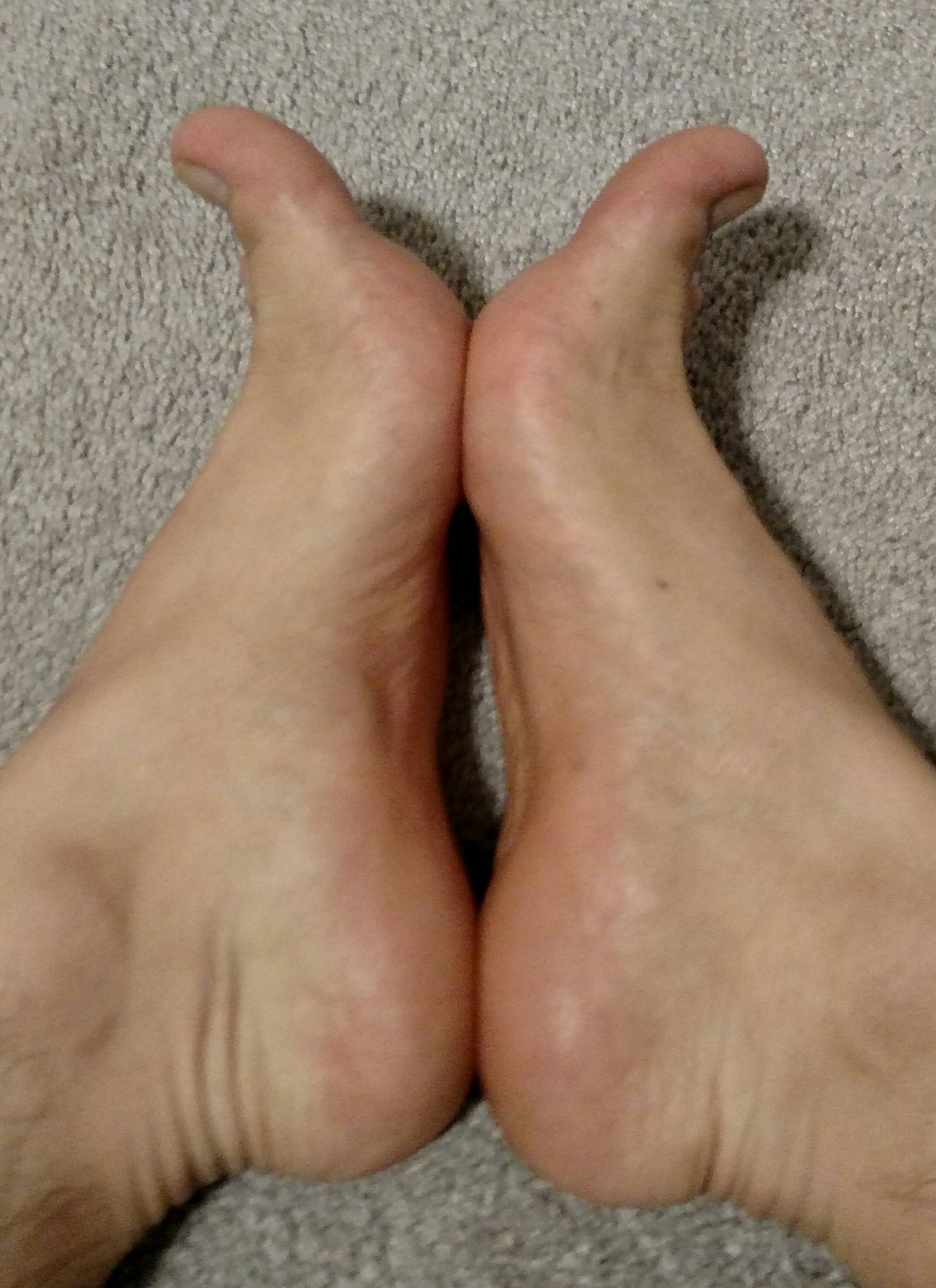 Would You Fuck My Feet Scrolller