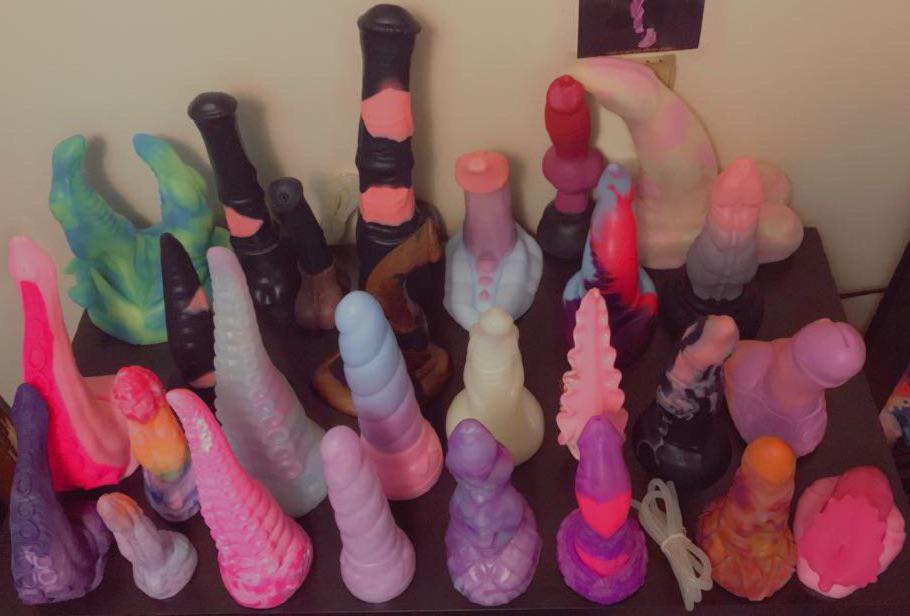 Bad Dragon Toy Collection Hpe Scylla Scrolller