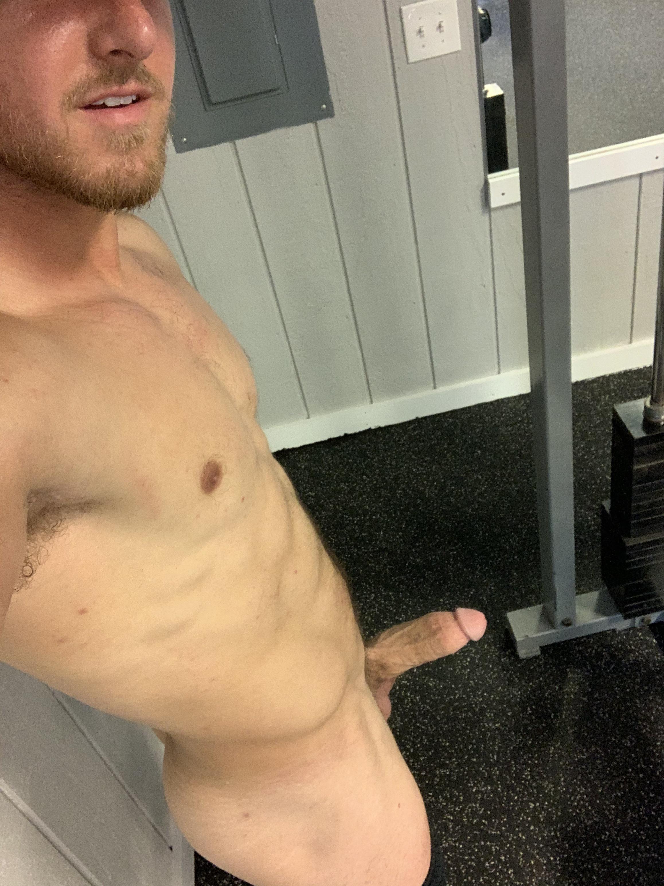 I Workout Naked Sometimes Scrolller