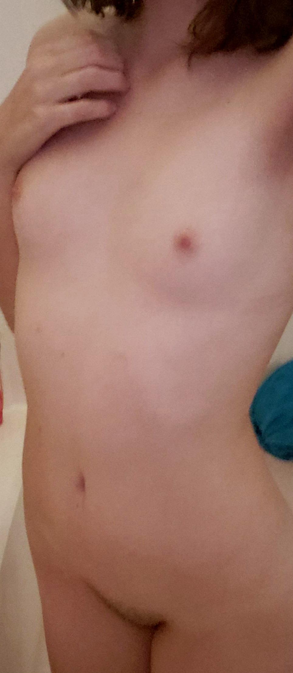 Please Make My Belly And Tits Swell Up DM Me Scrolller