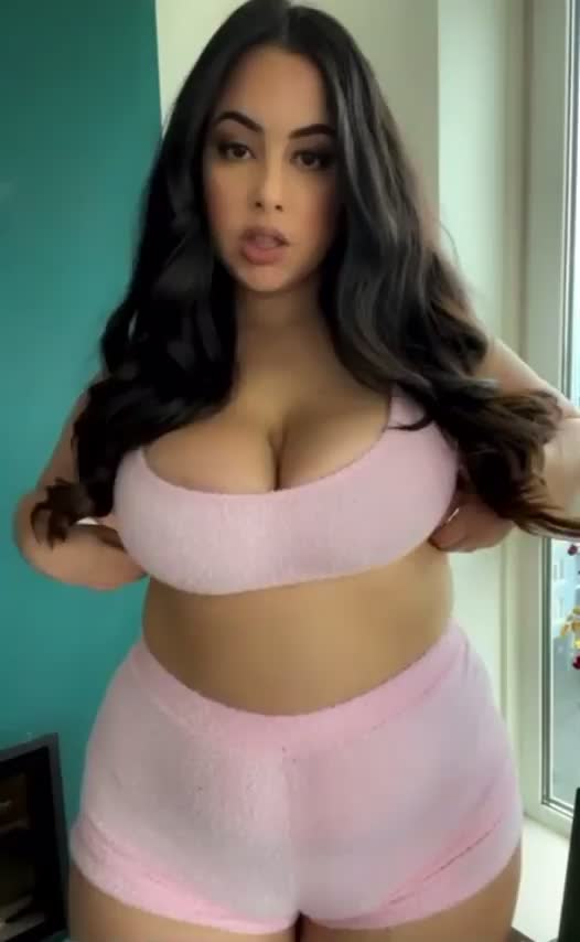 Are You Into Chubby Girls With Big Tits Scrolller