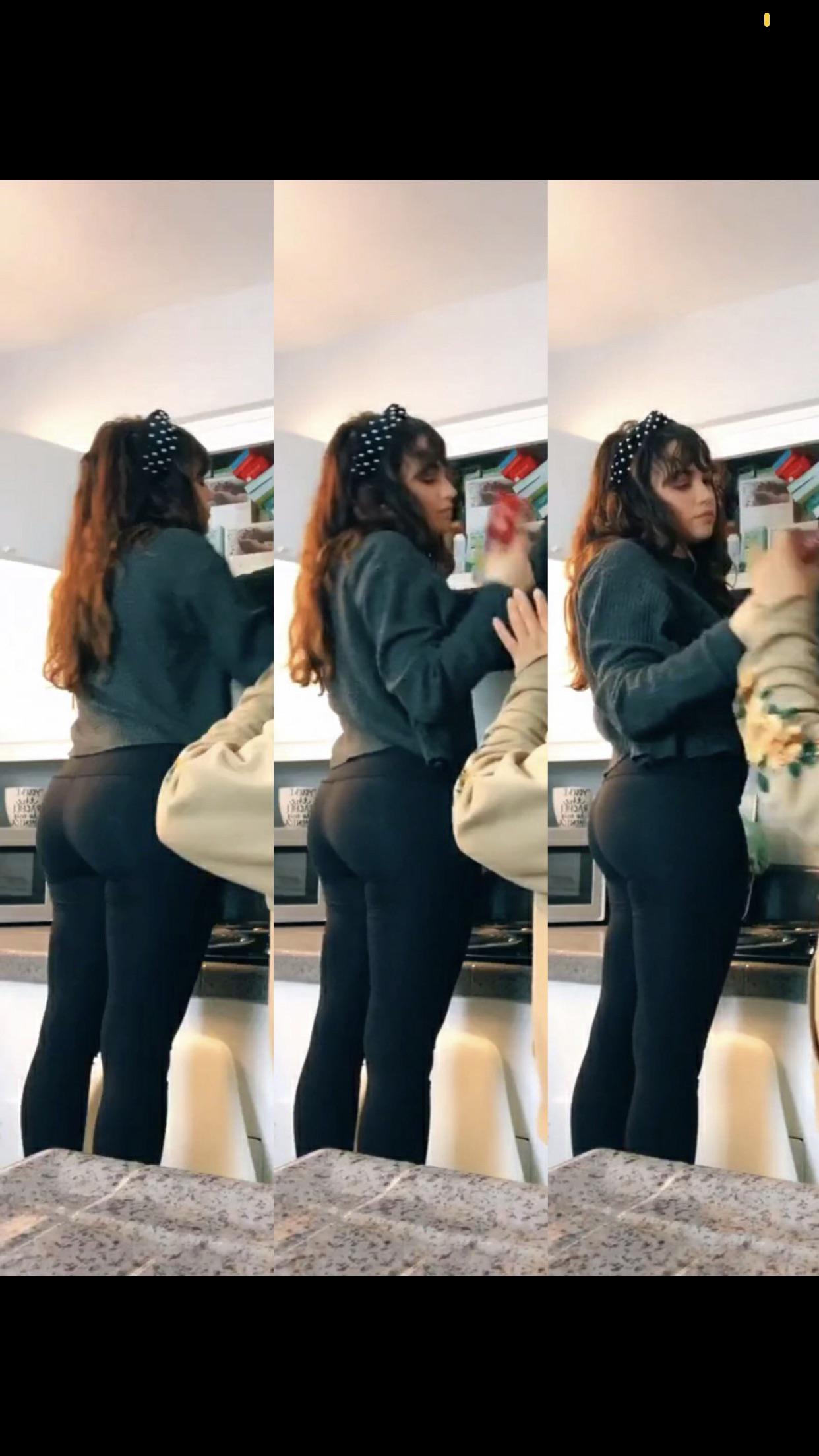 Her Ass Is So Nice Scrolller