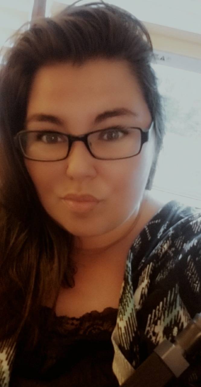 BBW With Glasses Scrolller