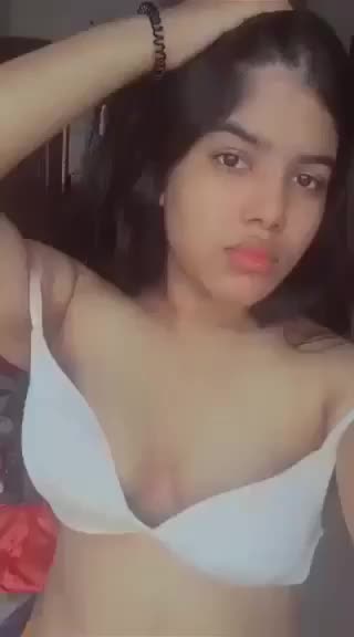 Cute Snapchat Queen Likes To Take Some Hot Selfies Record Some