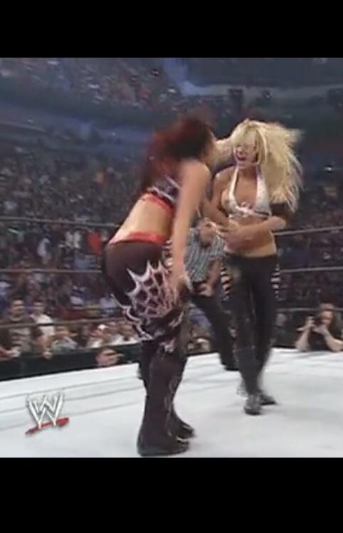 Michelle McCool Nip Slip Survivor Series 2007 Scrolller