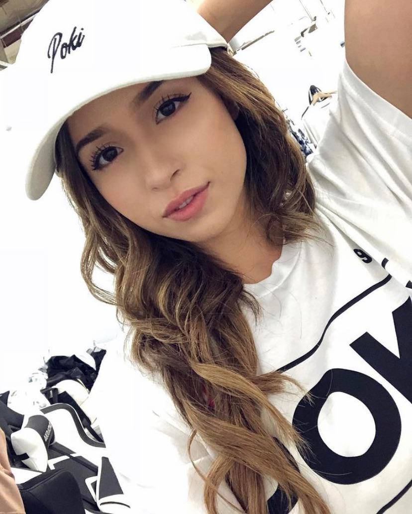 Need A Cuck To Make My Big Cock Cum For Pokimane Scrolller