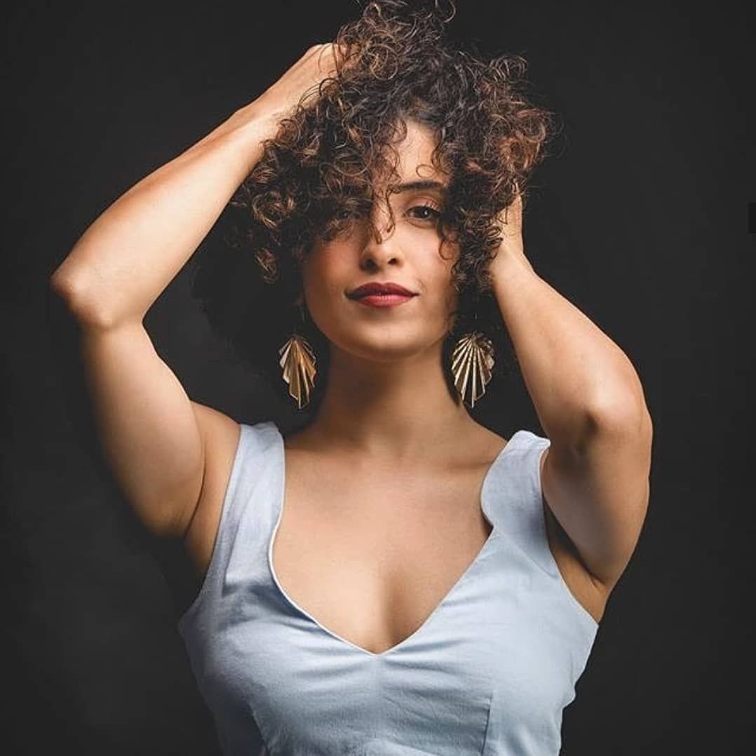 Koi Sanya Malhotra Aur Sonarika Pe Hilana Chahta H Telegram Pe DM Me