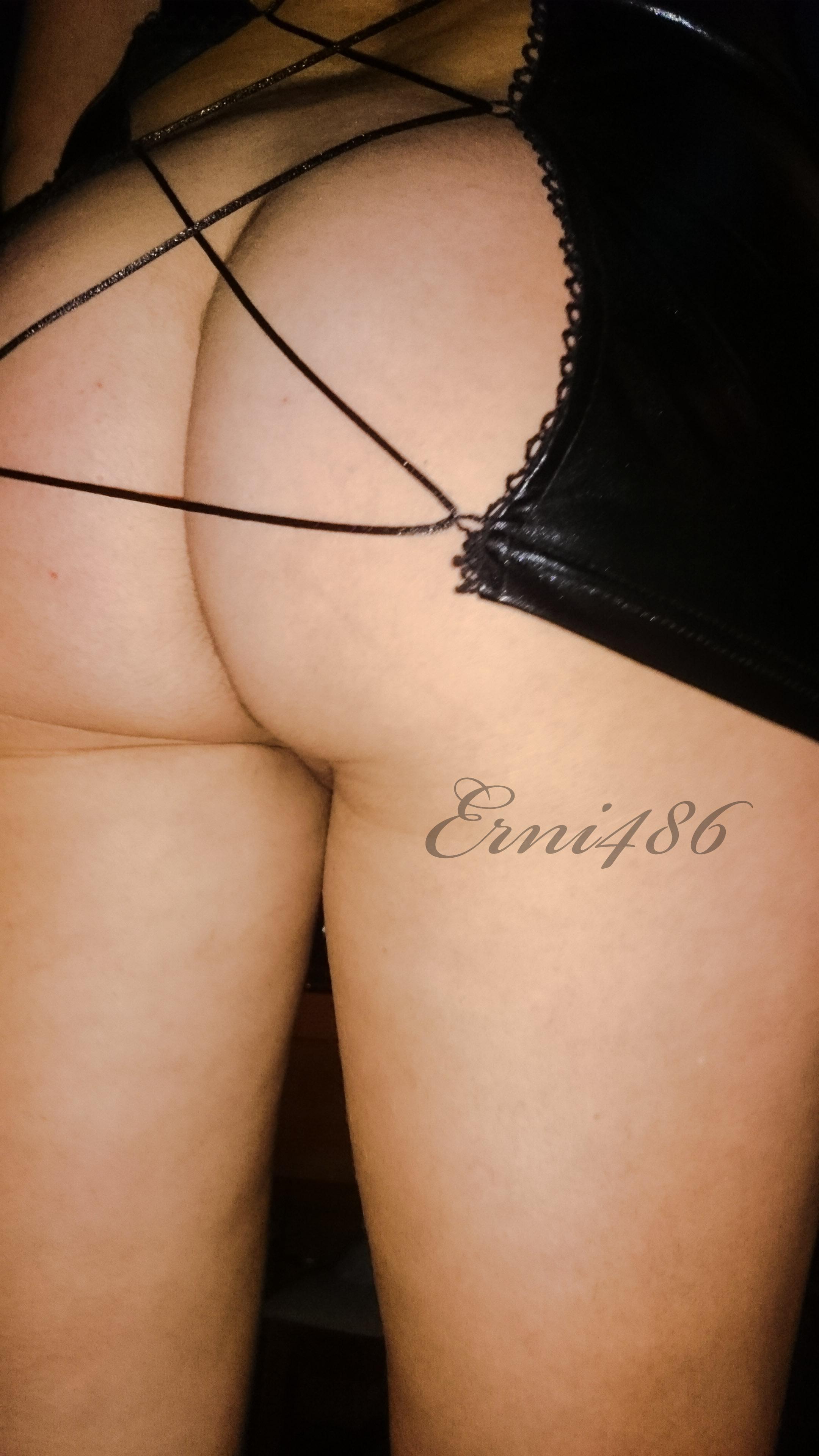 Trading My 40yo Milf Wife KIK Same As Here Send A Sample In The First