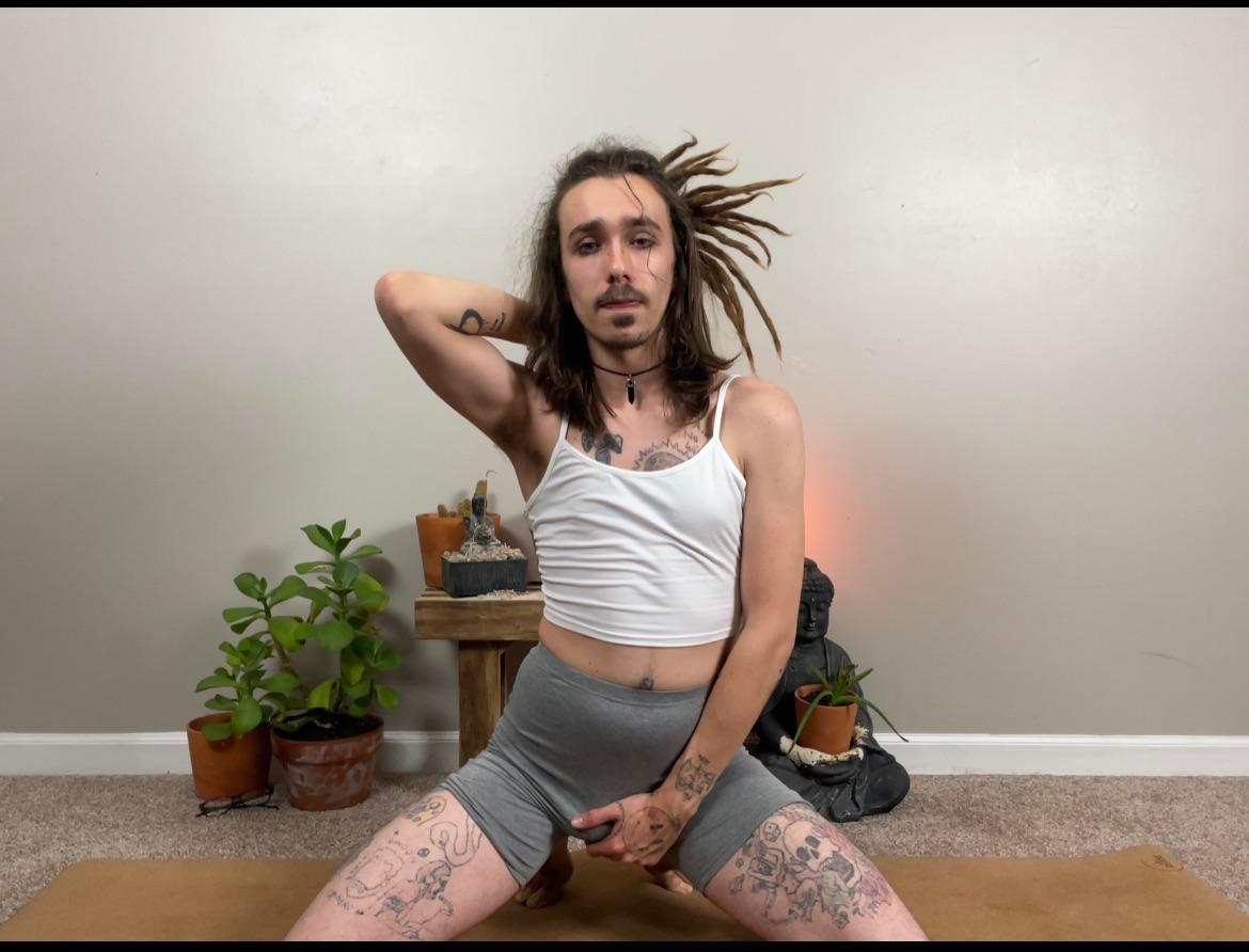 Wanna Watch Me Do Naked Yoga Scrolller