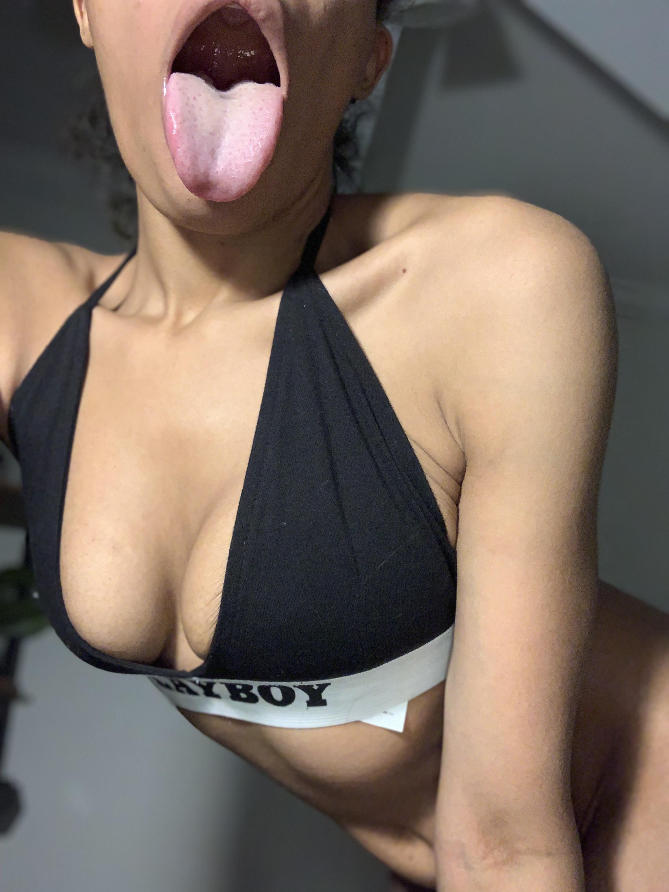 My Tongue Is Longer Than Your Cock Plus Sucking On Guy Clits Is Gross