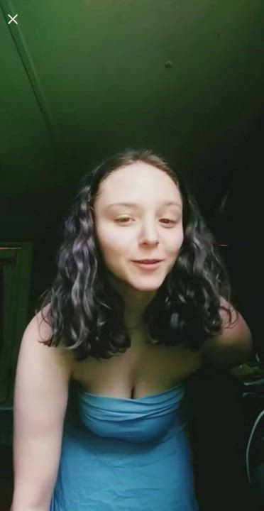 Trying To Cover Boobs Ends Up Exposing Pussy Instead Scrolller