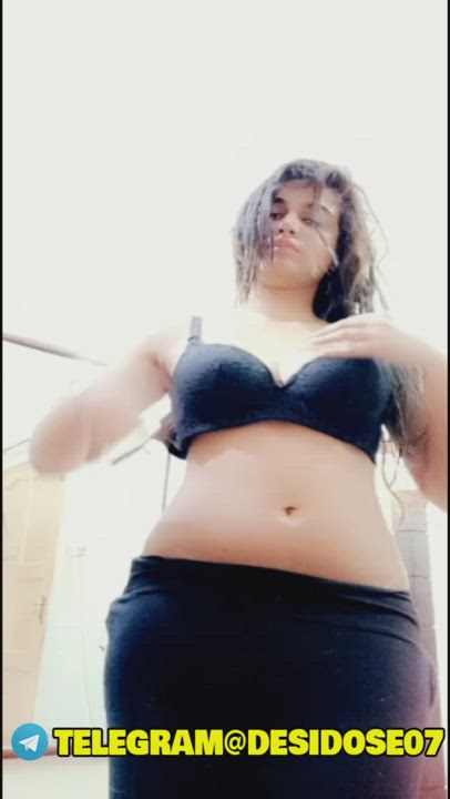 Videos Of Cute Busty High Profile Mumbai Babe In Horny Mood Giving