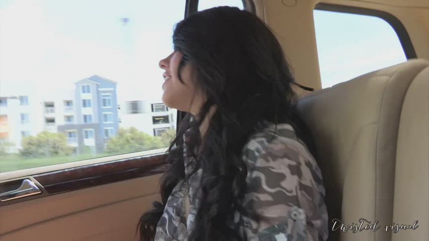 Lesbian Anal Scrolller