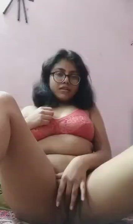 Beautiful Cute Bengali Horny Girl Pussy Rubbing And Fingering