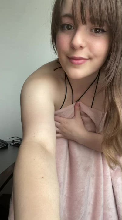 22 F4M I Ll Send A Nude To Evry UP Comment DONE And I Ll Send SC