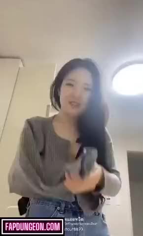 Accidental Asian Busty Huge Tits Nipples Nipslip Thai Tiktok Porn