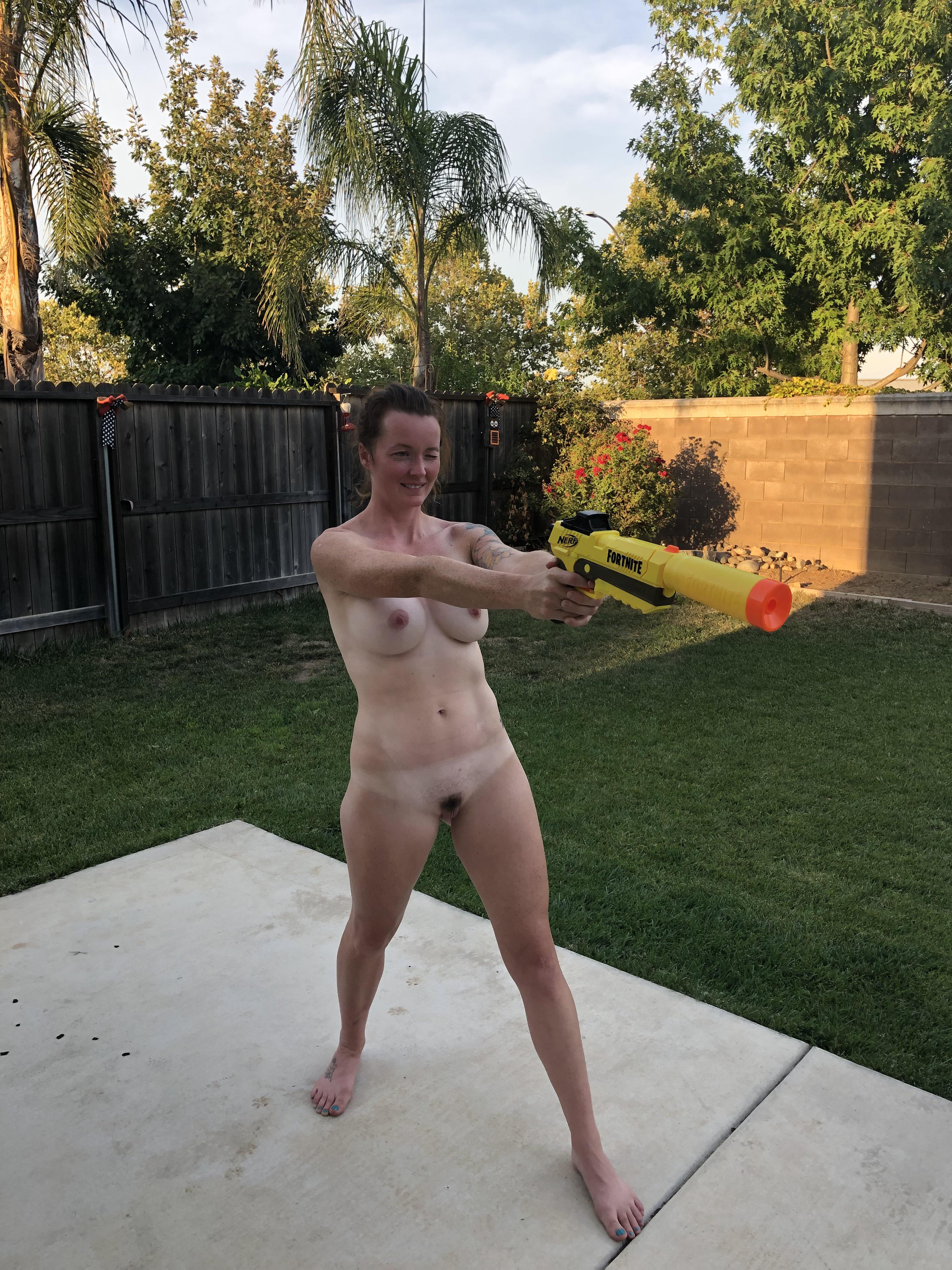 Anyone Up For Naked Nerf Fights In The Back Yard Scrolller