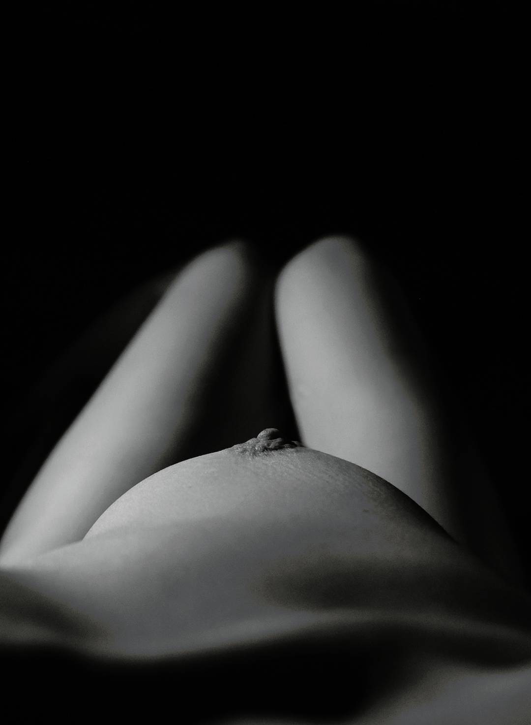 Nude Photography By Lucie Nechanicka Scrolller