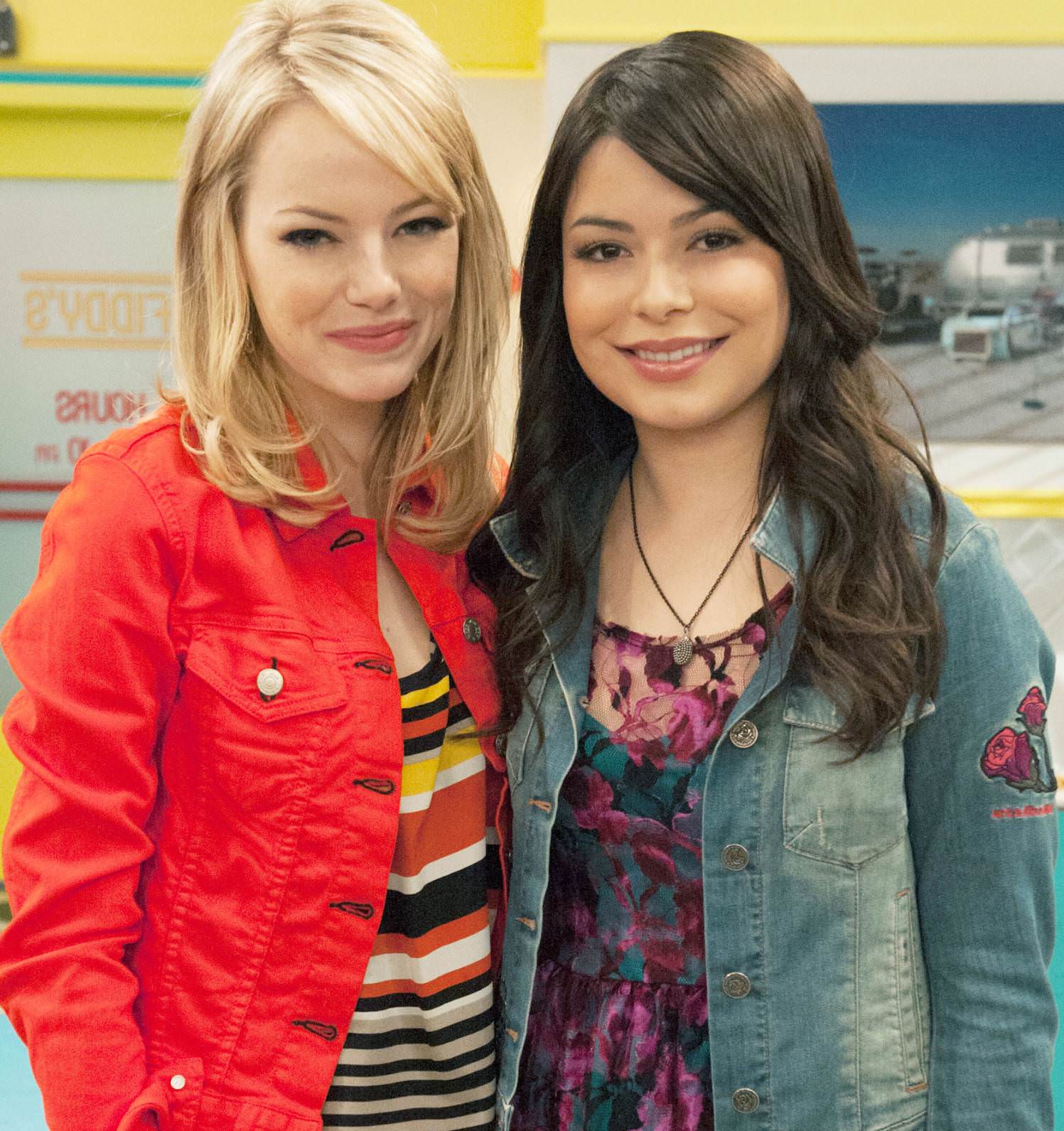 Emma Stone And Miranda Cosgrove One For Pussy And One For Blowjob And