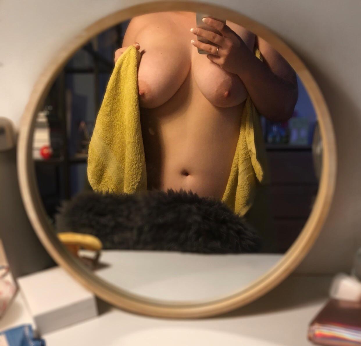 How About An After Shower Nude Scrolller