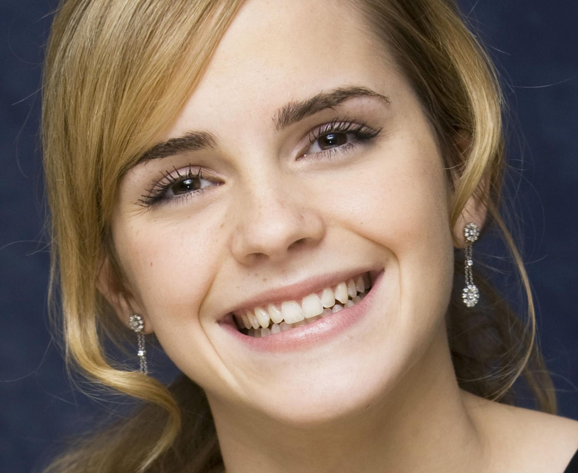 Emma Watson Has The Perfect Face For Cum Facials Scrolller