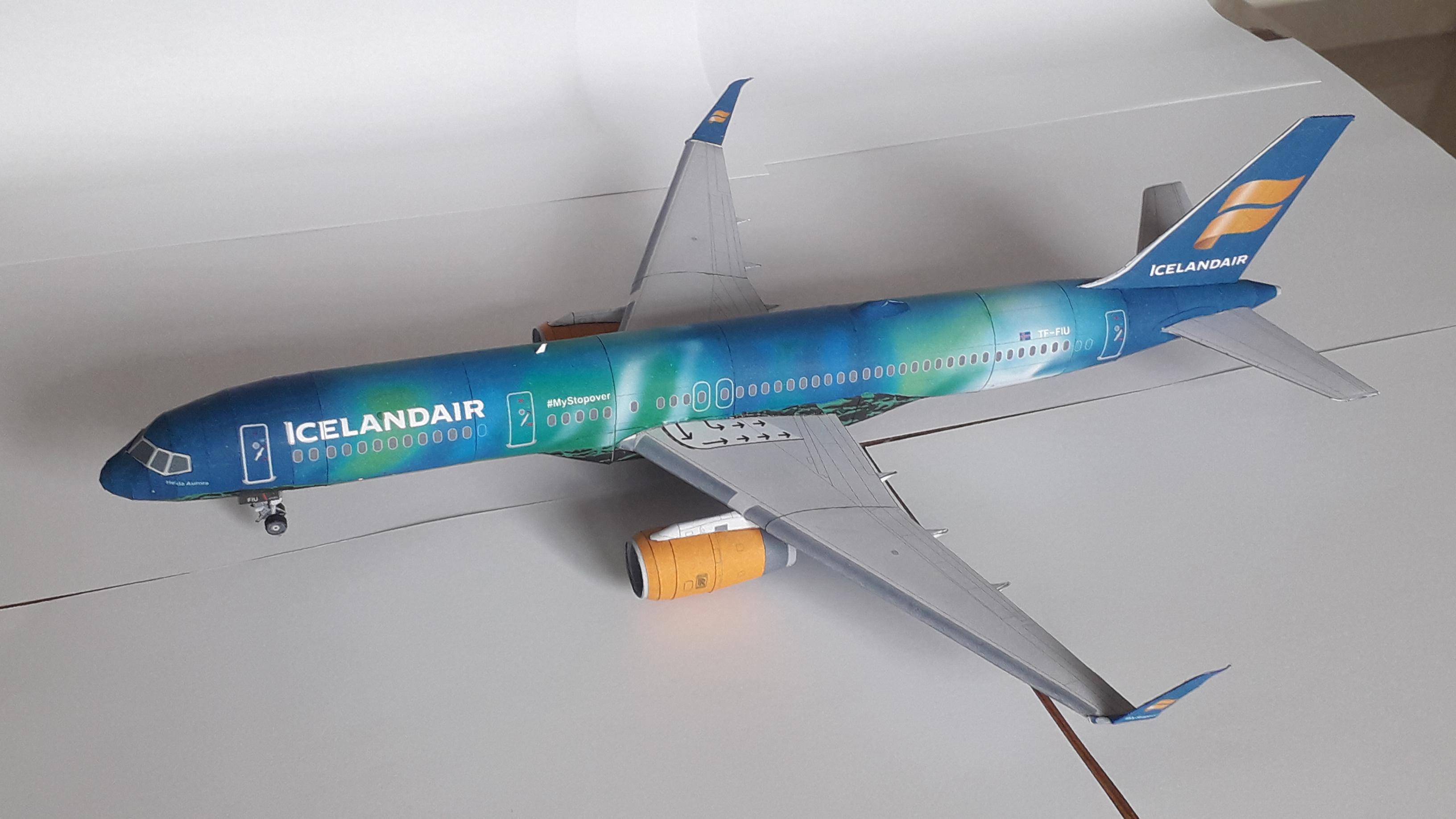 Icelandair Boeing In Beautiful Hekla Aurora Livery Scale