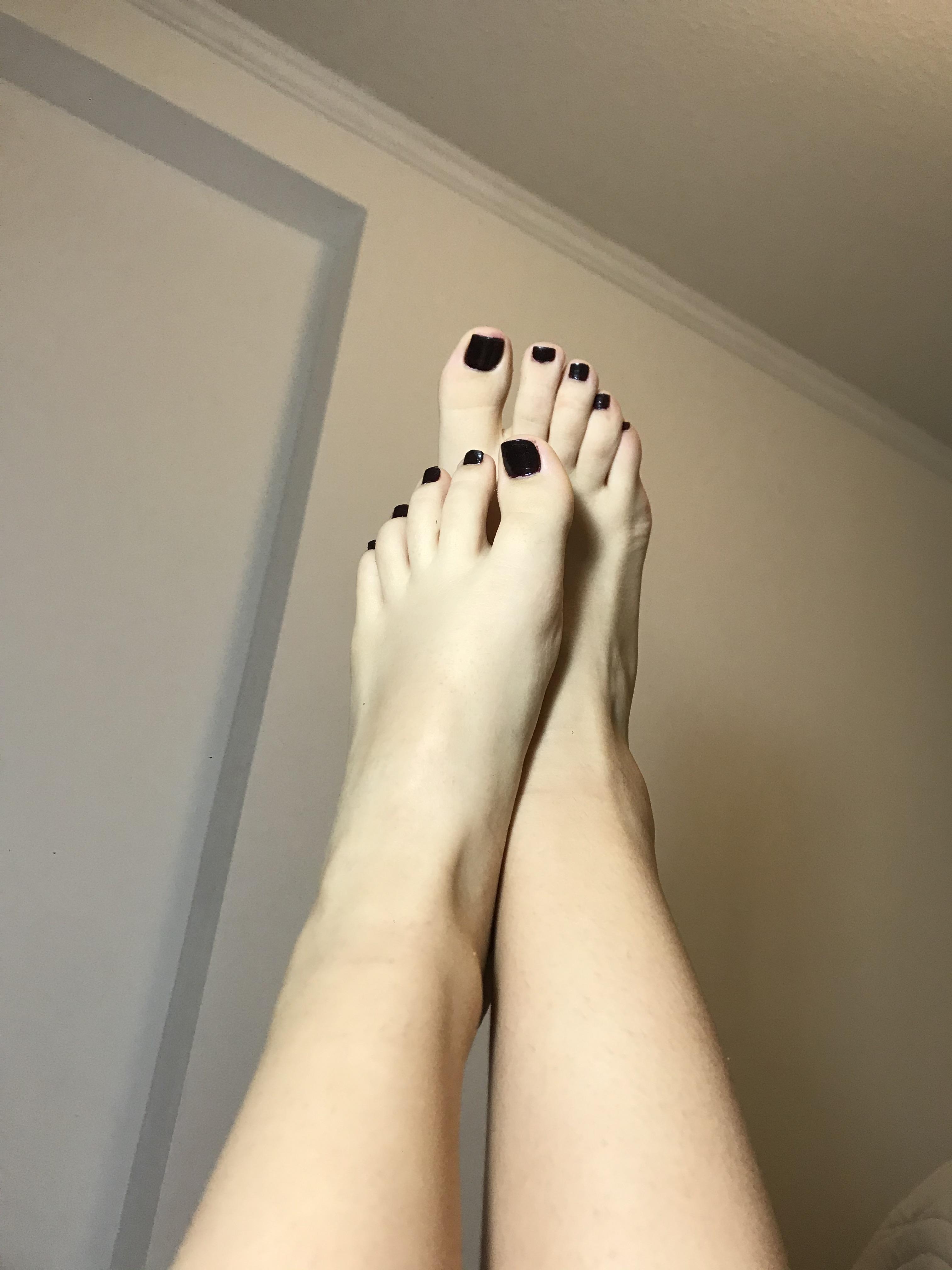 Just Painted My Toenails Do You Like The Color Scrolller