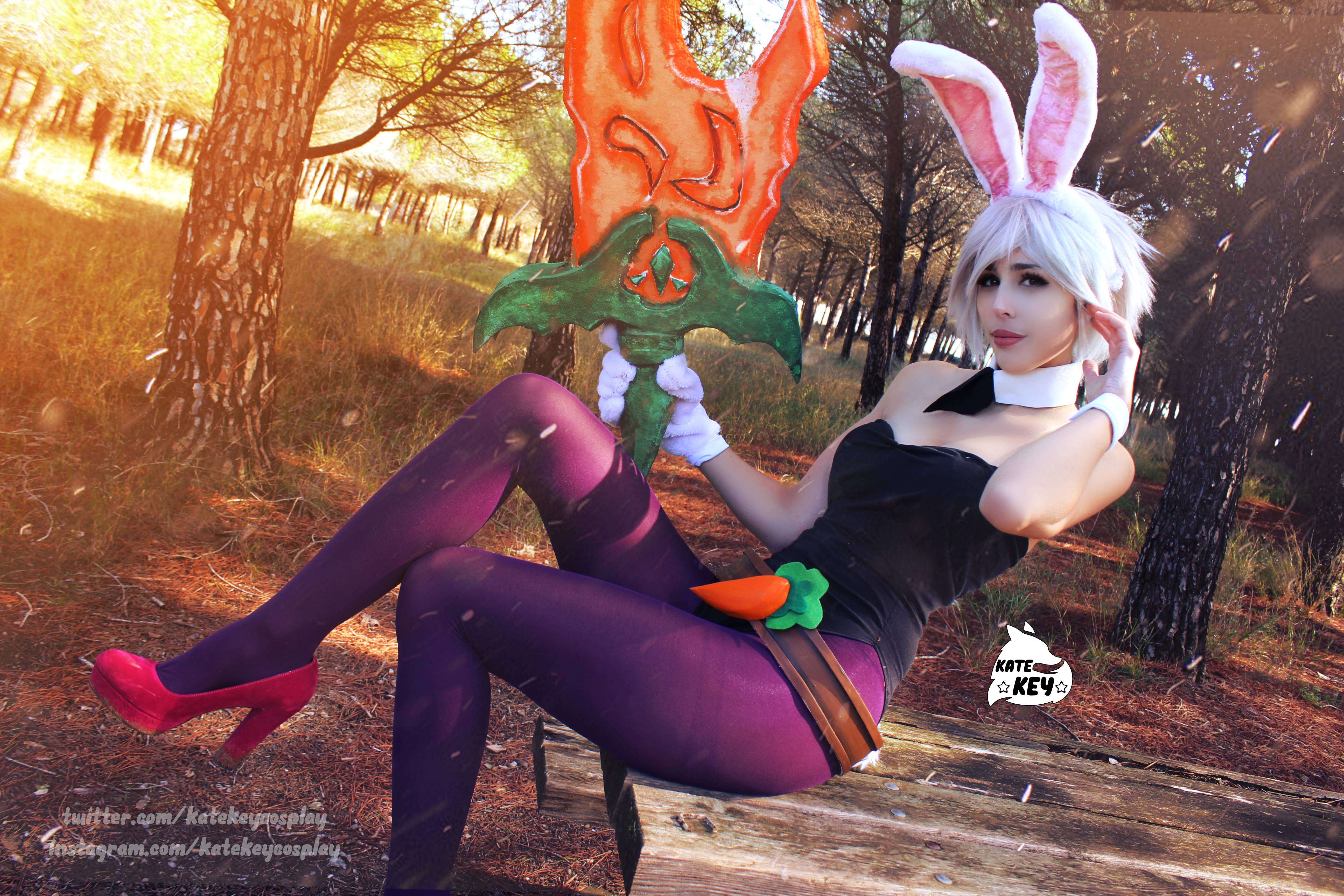 Self Battle Bunny Riven Cosplay Finally I Have Good Pics With This