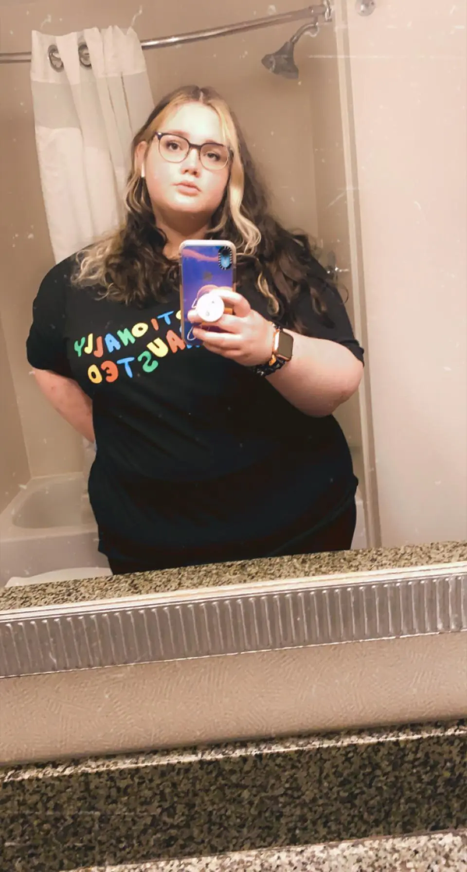20F BBW looking for a dom I can live with who will edge me and deny me. Located in Chicago but willing to move
