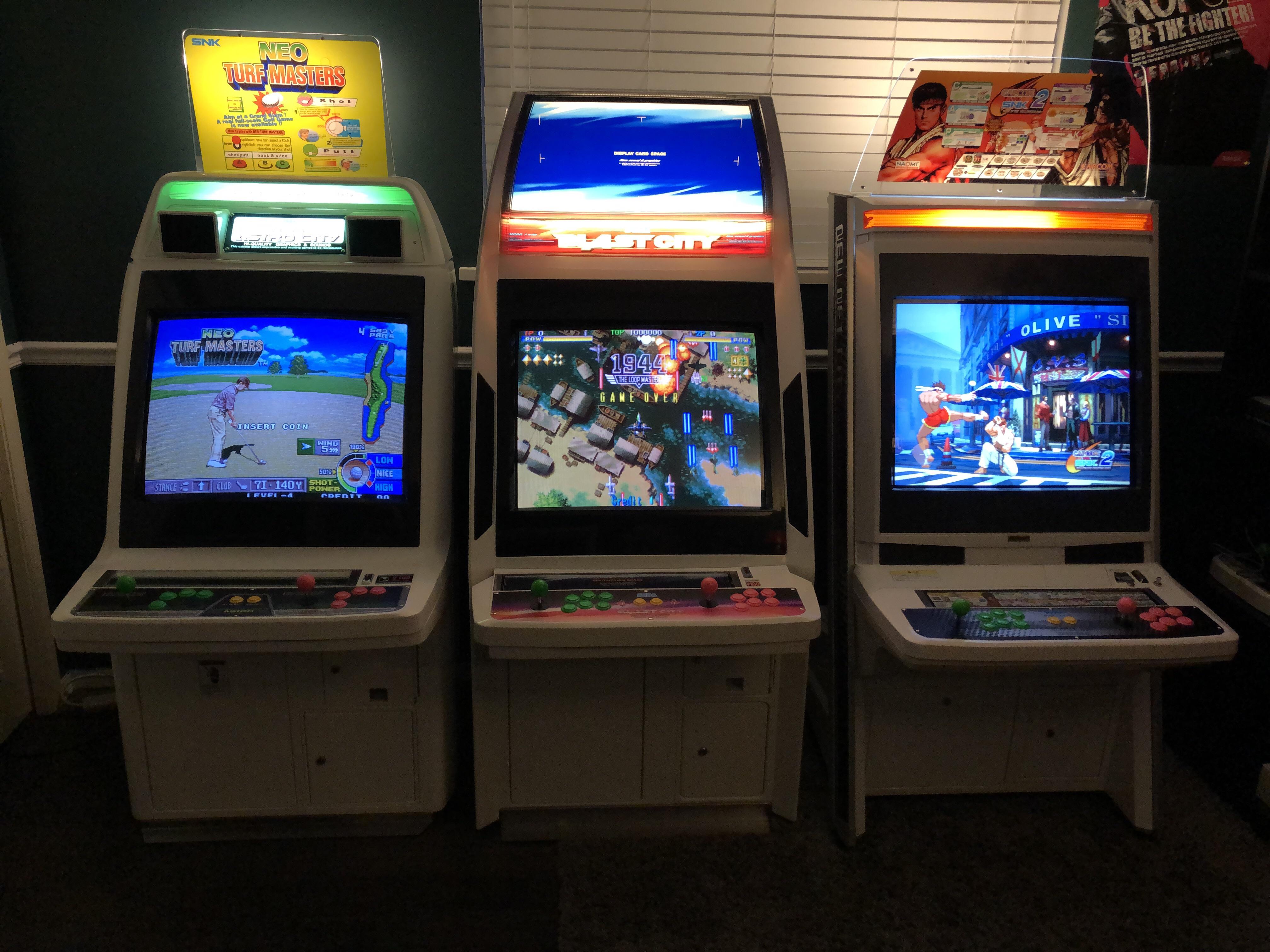 3 Generations Of Sega Arcade Cabinets Scrolller