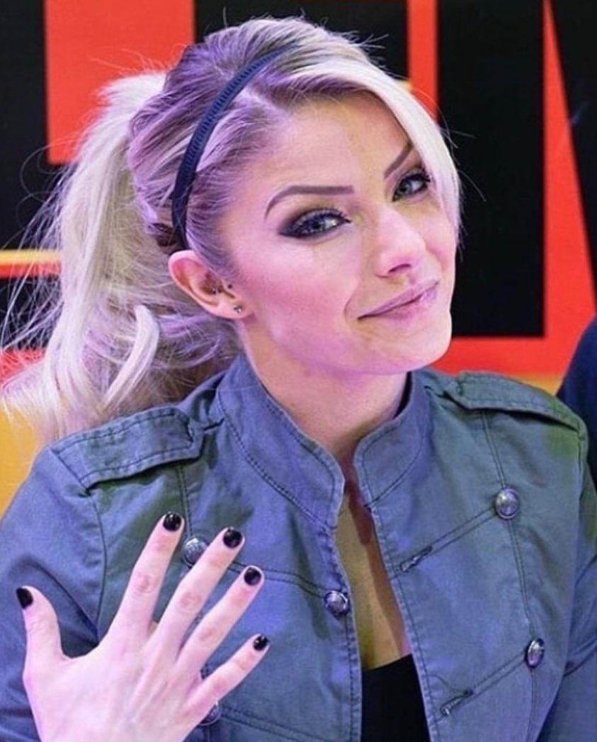 Alexa Bliss Scrolller