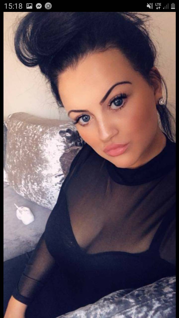 Anyone got nudes of her? | Scrolller