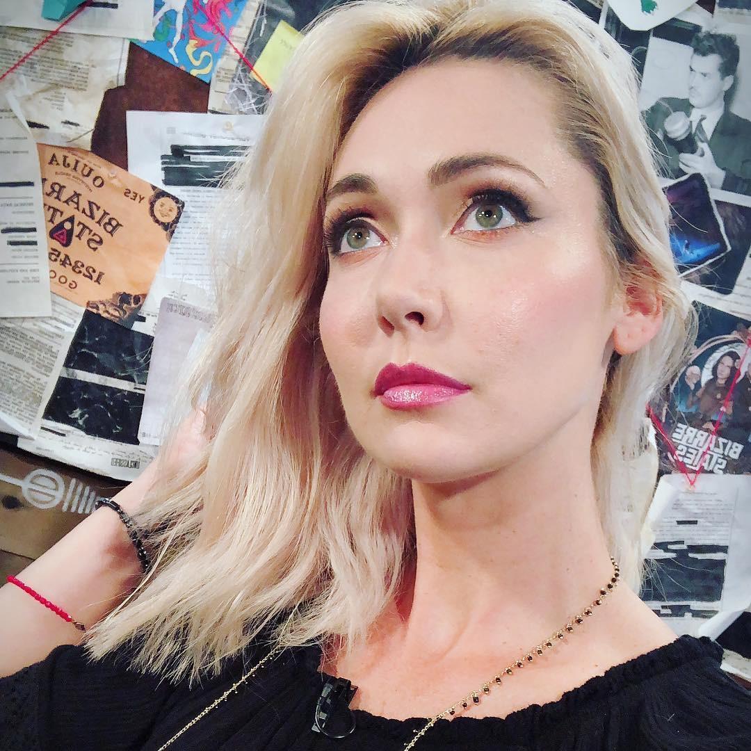 Atomic Blonde Scrolller