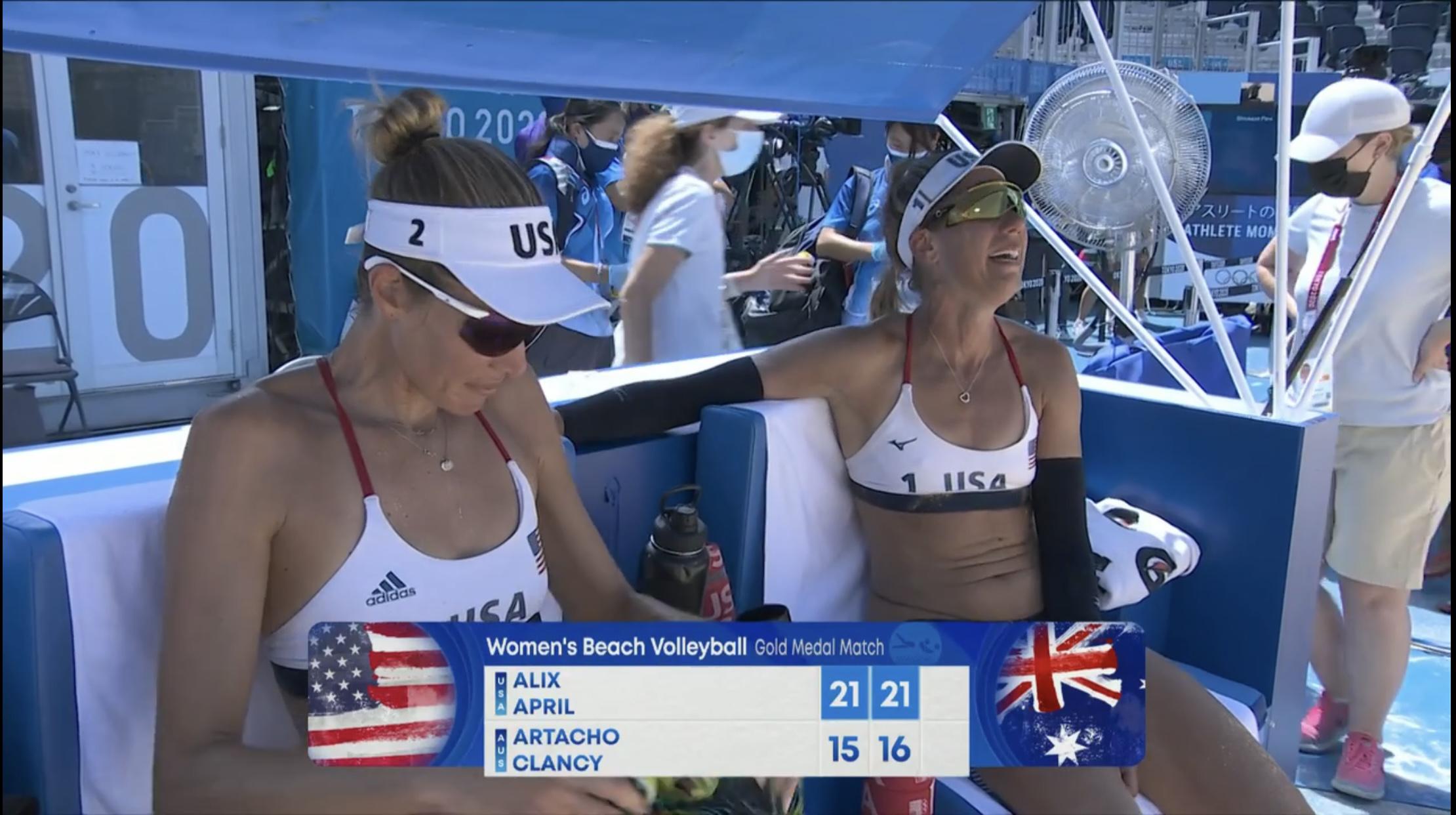 beach-volleyball-team-usa-defeats-australia-and-wins-gold