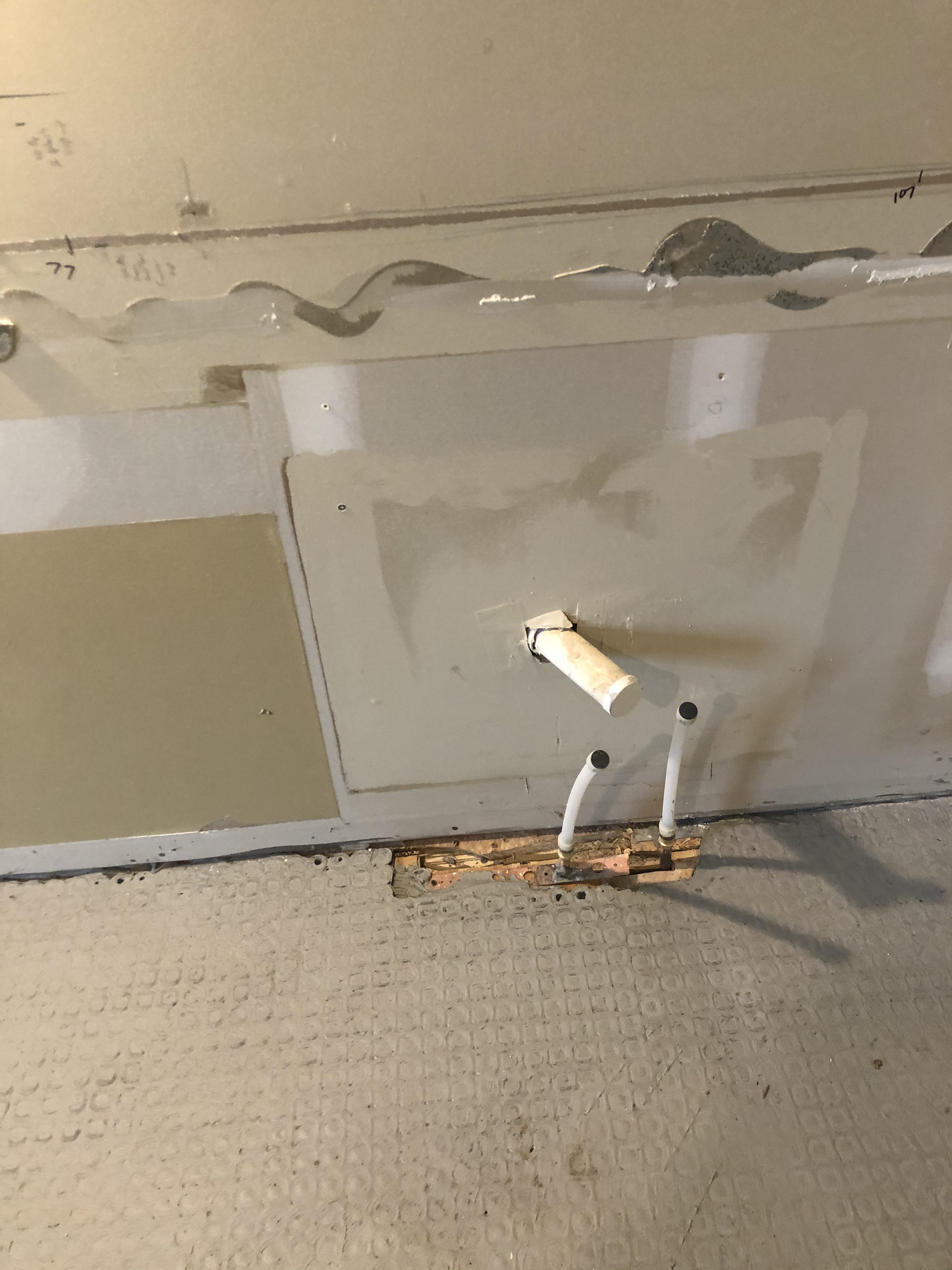 Best way to cut for this plumbing? Live in MN so supply lines